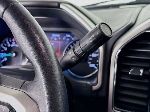 Used 2022 Ford F350 Lariat w/ Lariat Value Package AWD/4WD image 17