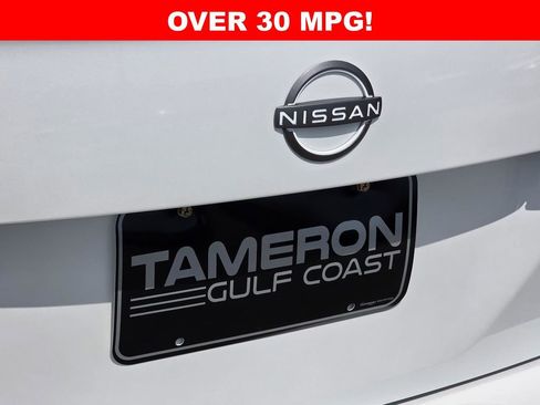New 2025 Nissan Versa SV w/ Trunk Package FWD image 22