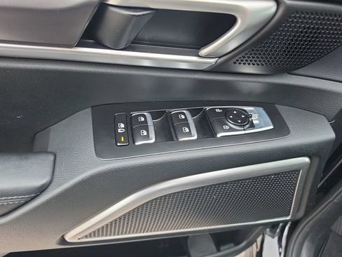 Certified 2025 Kia Telluride S FWD image 19
