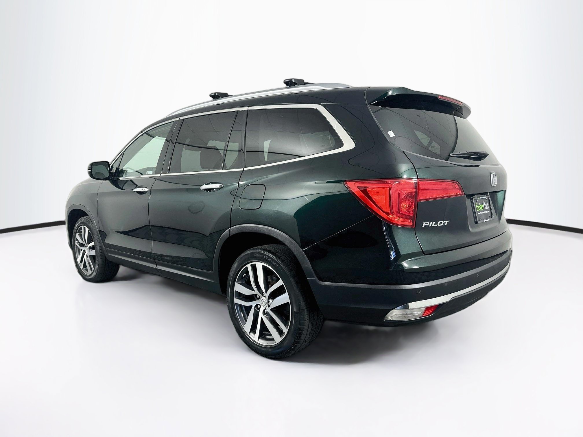 Used 2018 Honda Pilot Touring image 5