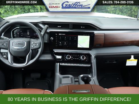New 2026 GMC Sierra 2500 Denali Ultimate AWD/4WD image 14