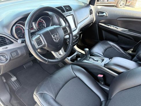 Used 2015 Dodge Journey Crossroad w/ Flexible Seating Group FWD image 6