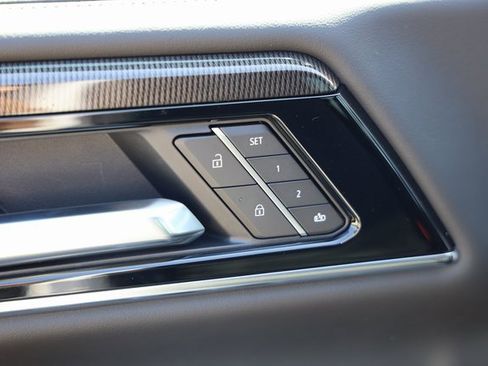 New 2026 GMC Yukon Elevation image 16