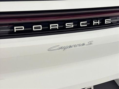 Used 2026 Porsche Cayenne S AWD/4WD image 25