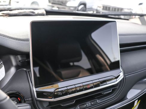 New 2026 Jeep Compass Latitude image 15