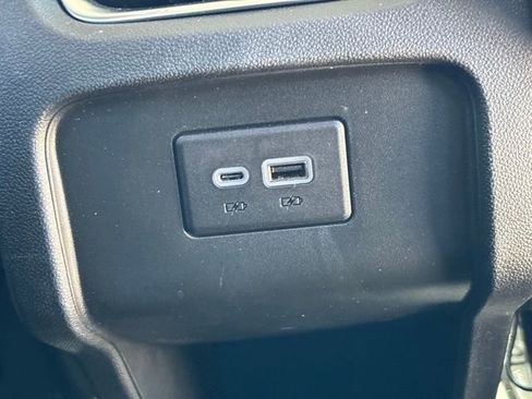 Used 2025 Chevrolet Blazer LT w/ Convenience Package image 29