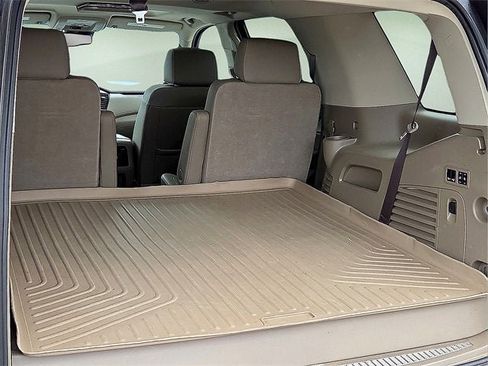 Used 2019 GMC Yukon SLT w/ Premium Edition image 11