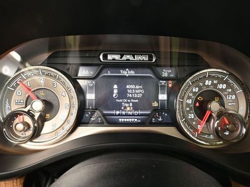 Used 2019 RAM 1500 Laramie Longhorn image 32