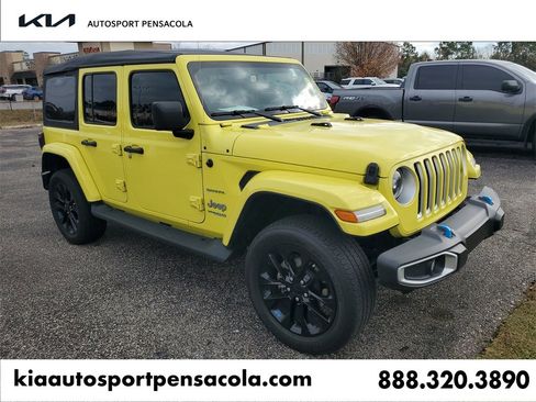 Used 2022 Jeep Wrangler Unlimited Sahara image 1