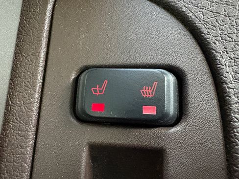 Used 2010 Ford F150 Platinum image 27