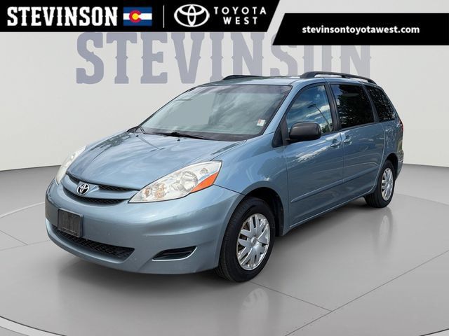 Used 2009 Toyota Sienna LE FWD image 1