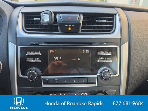 Used 2017 Nissan Altima 2.5 SV w/ Convenience Package FWD image 10