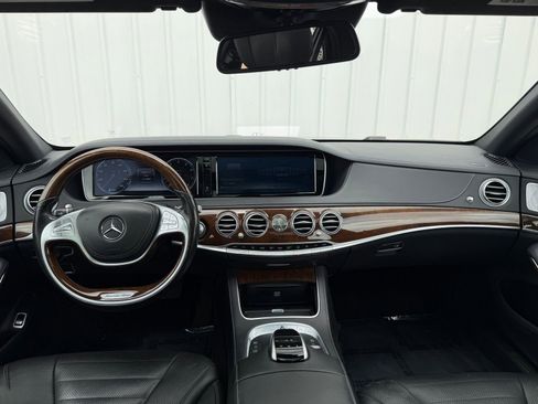 Used 2015 Mercedes-Benz S 550 Sedan image 12