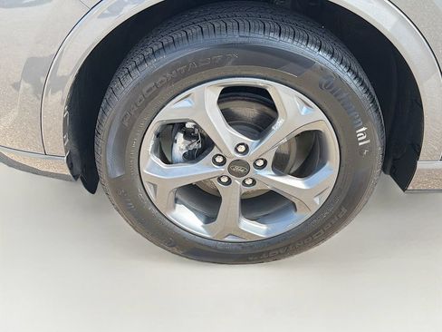 Used 2024 Ford Escape ST-Line w/ Tech Pack #1 AWD/4WD image 32
