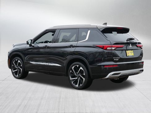 Used 2023 Mitsubishi Outlander SEL image 5