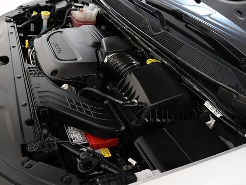 Used 2026 Chrysler Pacifica Select FWD image 36