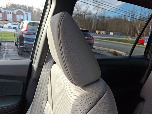 Certified 2022 Honda Passport EX-L image 17