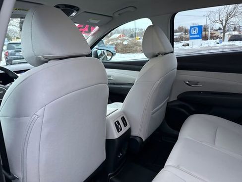 Used 2025 Hyundai Tucson SEL FWD image 20