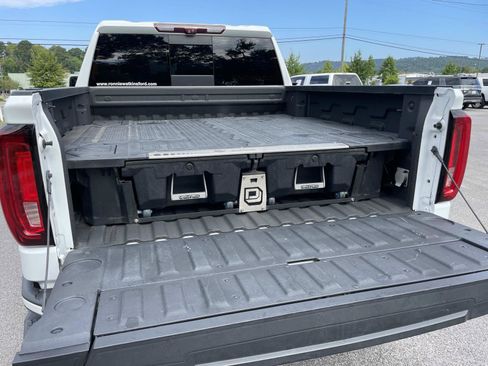 Used 2023 GMC Sierra 1500 AT4 w/ AT4 Premium Package AWD/4WD image 8