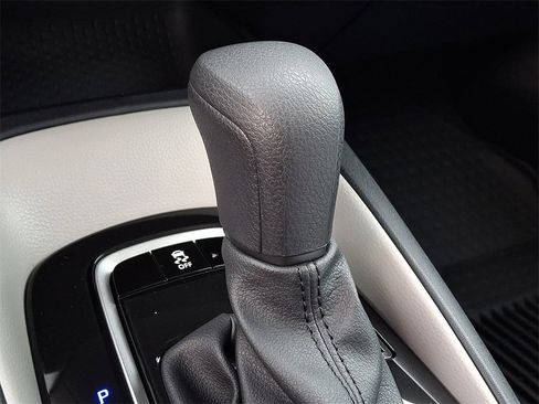 New 2026 Toyota Corolla LE image 17