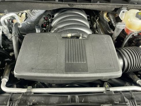 Used 2025 GMC Yukon Denali AWD/4WD image 33
