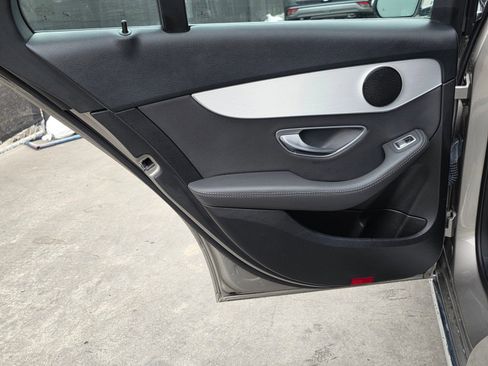 Used 2019 Mercedes-Benz C 300 Sedan image 10