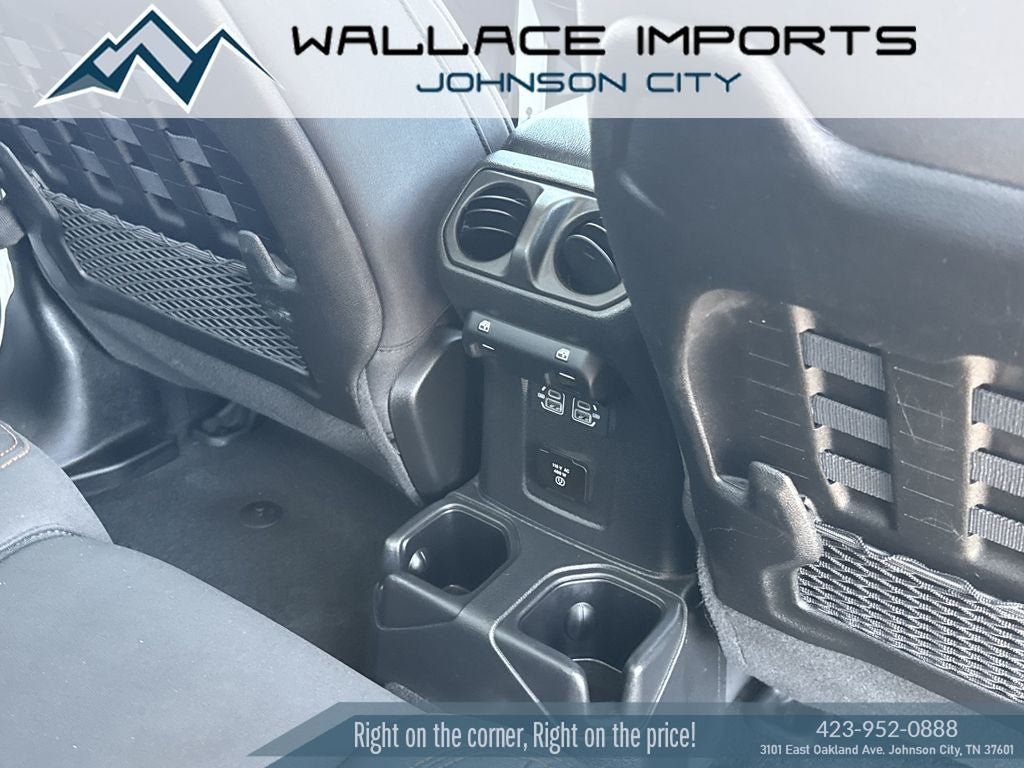 Used 2022 Jeep Gladiator Mojave w/ Cold Weather Group AWD/4WD image 41
