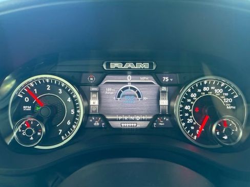 Used 2022 RAM 1500 Big Horn AWD/4WD image 18