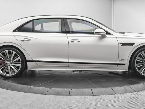 New 2025 Bentley Flying Spur Speed image 5