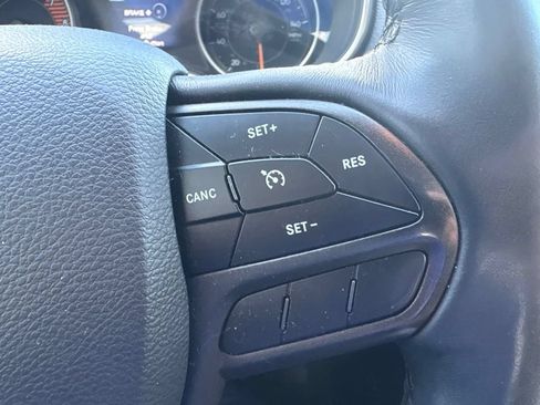 Used 2019 Jeep Cherokee Trailhawk w/ Cold Weather Group AWD/4WD image 29