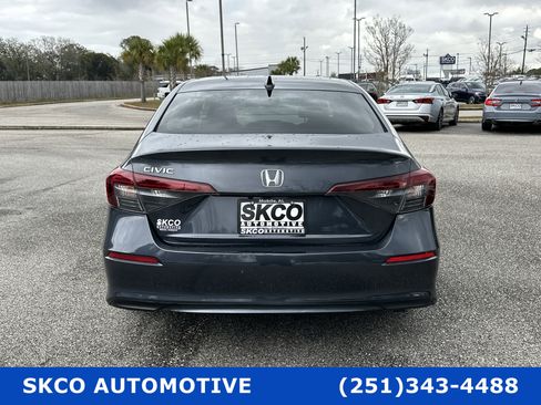 Used 2025 Honda Civic LX image 4