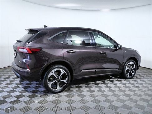 Certified 2023 Ford Escape ST-Line Select w/ Tech Pack #2 image 8