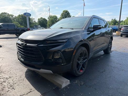 Used 2022 Chevrolet Blazer LT w/ Redline Edition FWD image 2