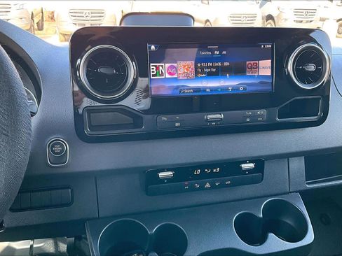 New 2026 Mercedes-Benz Sprinter 2500 image 6