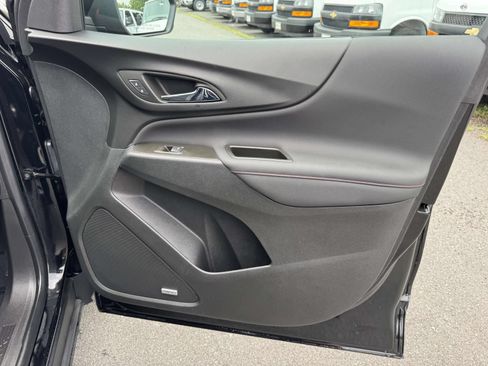 Certified 2023 Chevrolet Equinox RS w/ RS Leather Package AWD/4WD image 28