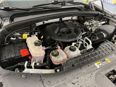 Used 2022 Jeep Grand Cherokee Limited 4xe w/ Luxury Tech Group II image 12