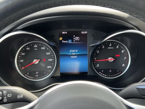 Certified 2020 Mercedes-Benz GLC 300 4MATIC image 21