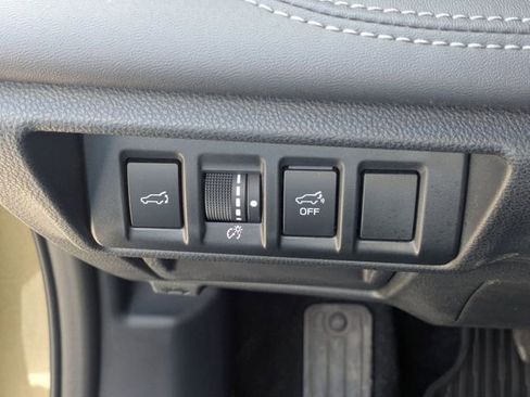 Used 2023 Subaru Outback Touring XT AWD/4WD image 16