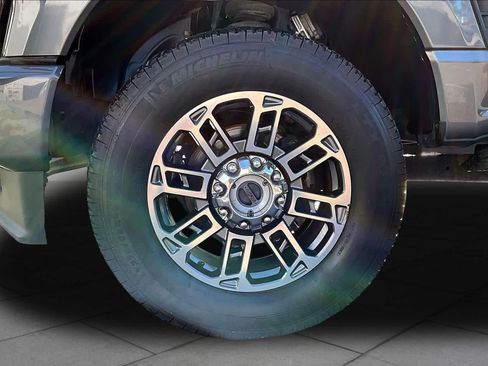Used 2023 Ford F350 Limited w/ FX4 Off-Road Package AWD/4WD image 11
