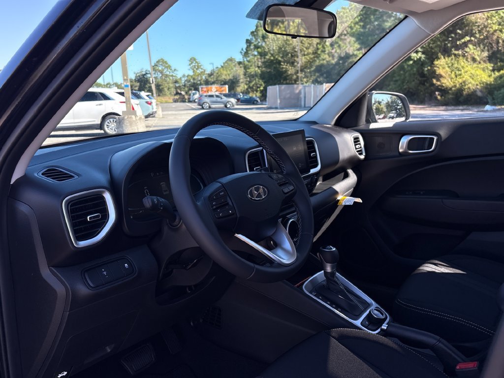 New 2026 Hyundai Venue SEL FWD image 10