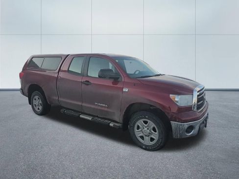 Used 2010 Toyota Tundra 4x4 Double Cab image 3