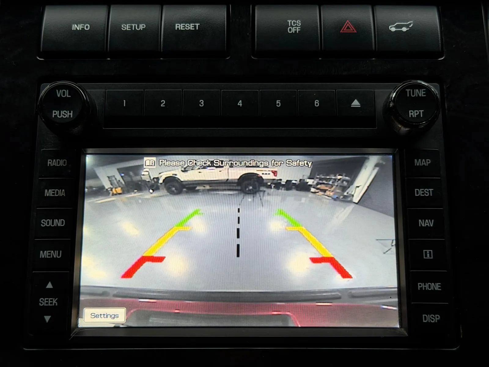 Used 2013 Ford Expedition Limited RWD image 45