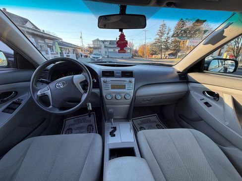 Used 2007 Toyota Camry LE image 13