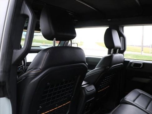 Used 2021 Ford Bronco Badlands image 14