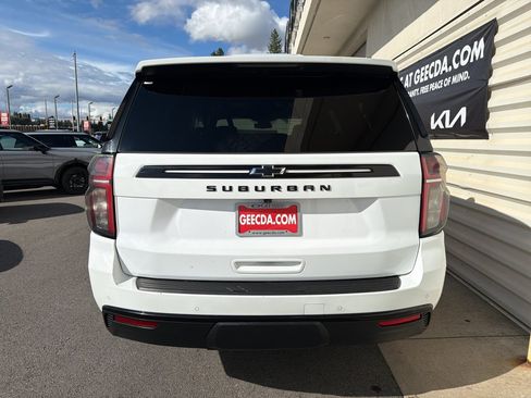 Used 2024 Chevrolet Suburban Z71 AWD/4WD image 5