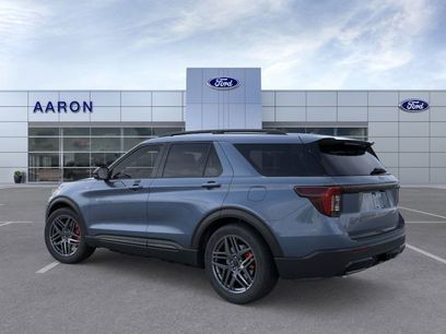 New 2026 Ford Explorer ST-Line w/ ST-Line Street Pack