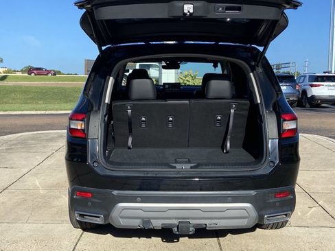 Used 2025 Honda Pilot Touring image 26