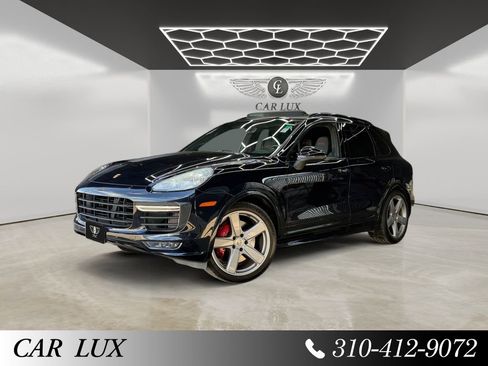 Used 2018 Porsche Cayenne GTS image 1