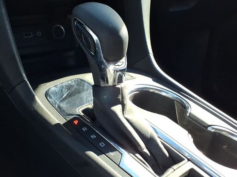 Used 2022 Chevrolet Equinox LT image 15