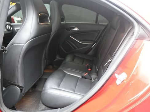 Used 2015 Mercedes-Benz CLA 250 image 21